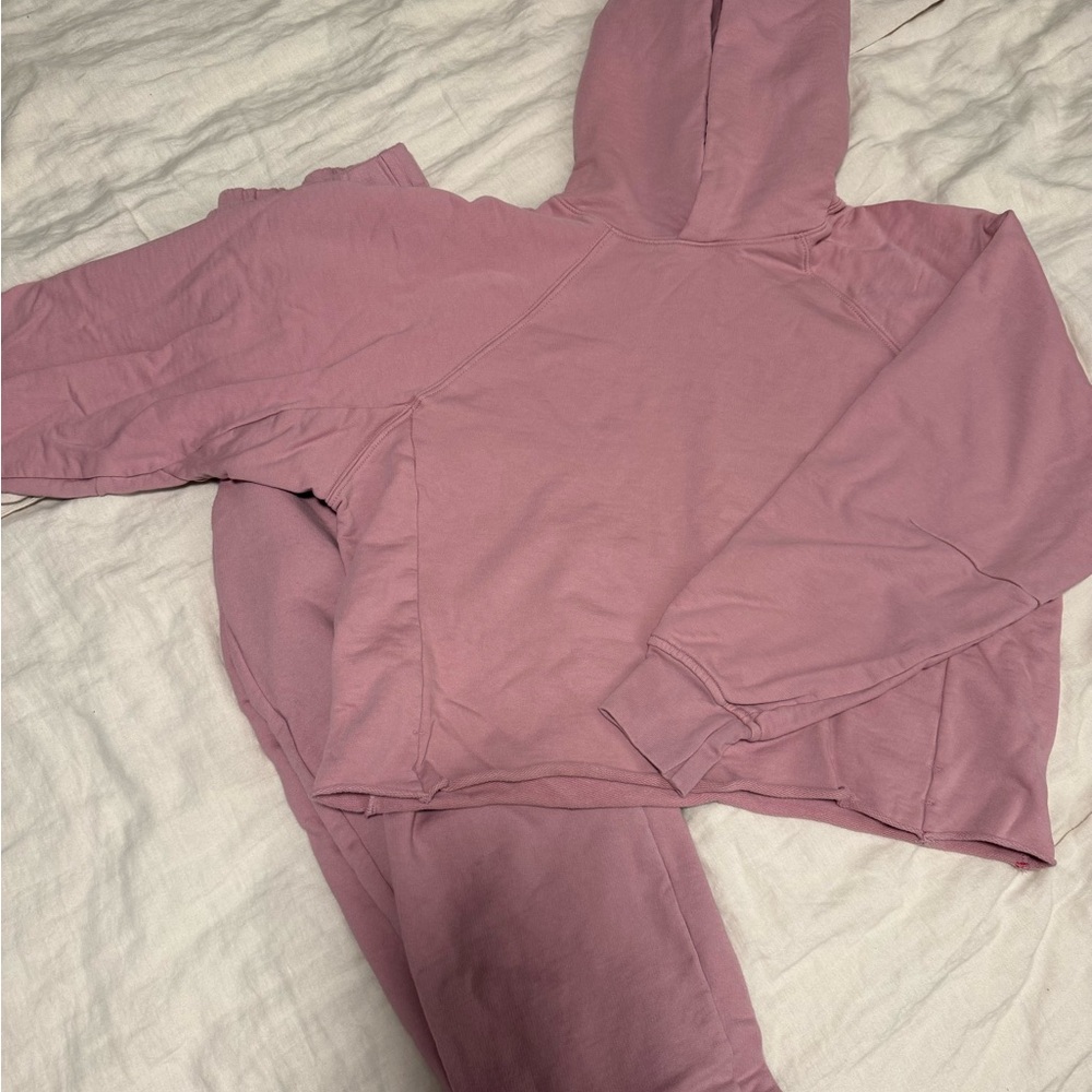 Left on Friday Matching Pink Hoodie and Sweatpants Set (Medium)
